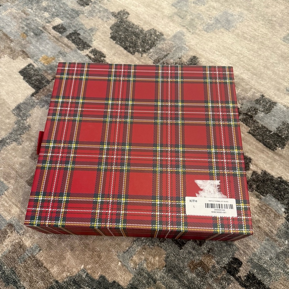 Kith Plaid Empty Pajama Set Box - Picture 3 of 6